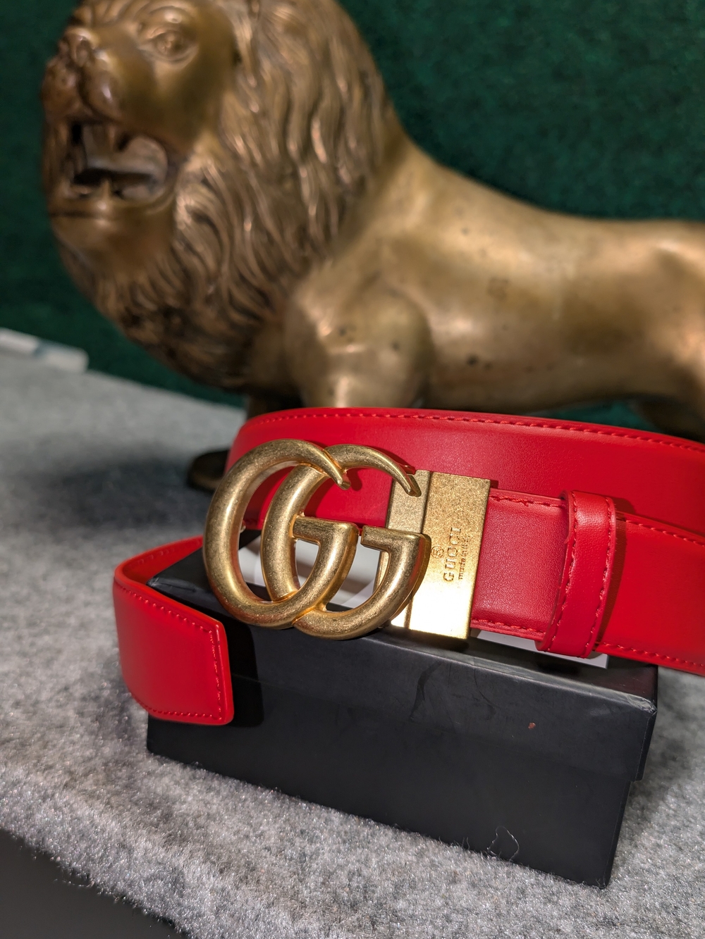 Gucci Red Leather GG Buckle Belt